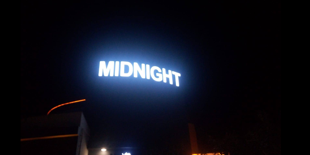 Midnight Gece Klübü Girne
